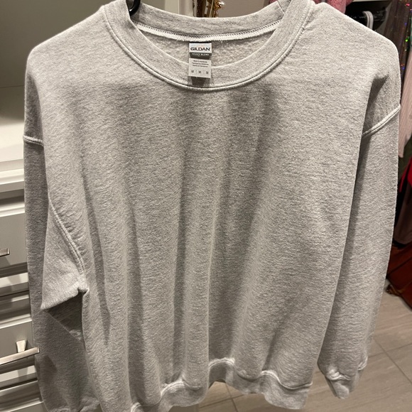 “Anti social wives club” light gray sweatshirt - Picture 2 of 3